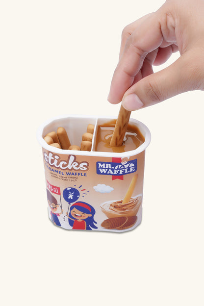 MR WAFFLE CARAMEL WAFFLE STICK DIP&GO